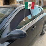 Banderas con base para autos